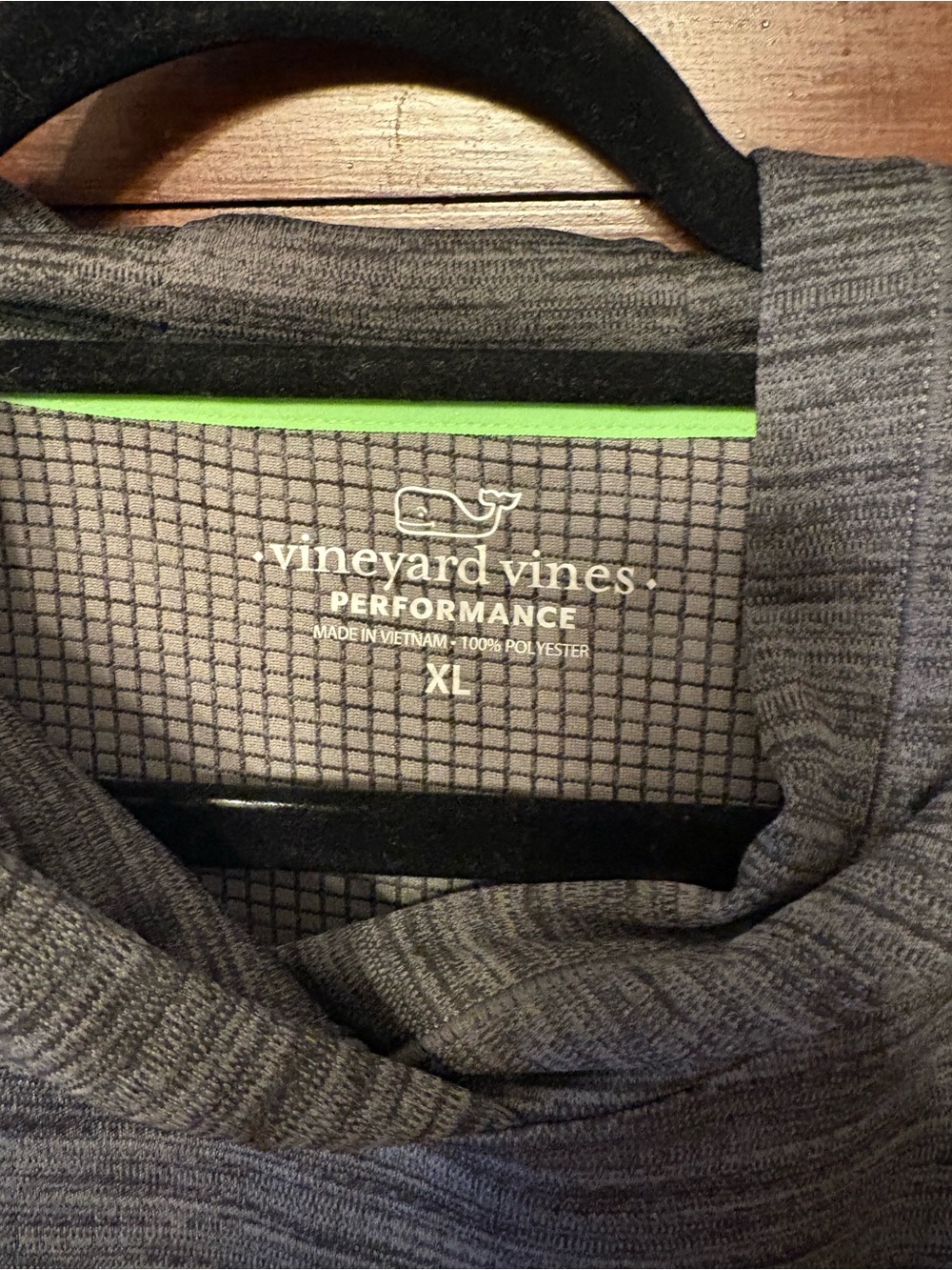 Vineyard Vines Men's Heather Gray Crewneck Sweater